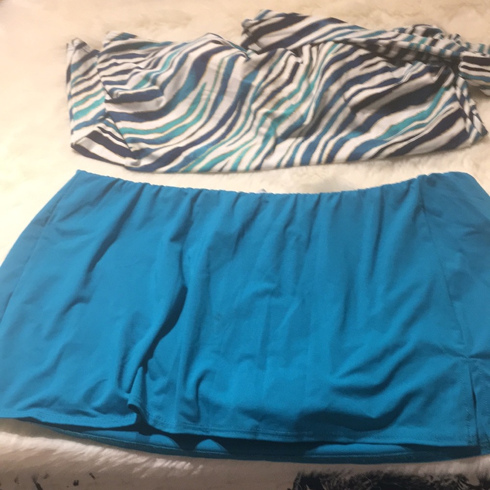 Jantzen two-piece swimsuit in good condition